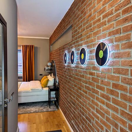Bella Luna Luxury Suites - Chic Residence In Historic Square Varsó Kültér fotó