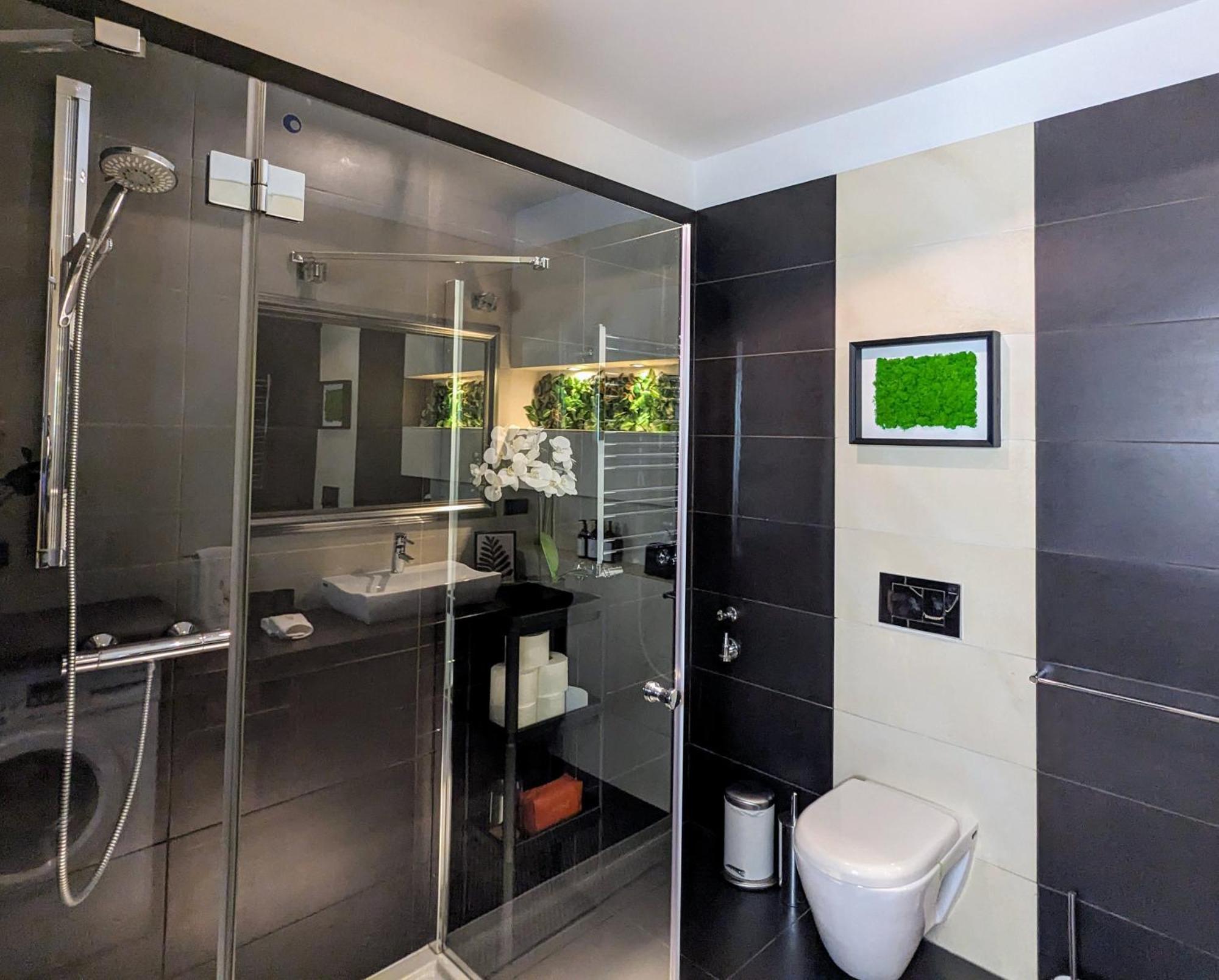 Bella Luna Luxury Suites - Chic Residence In Historic Square Varsó Kültér fotó